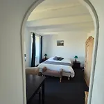 酒店 La Roche Du Marais
