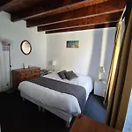 La Roche Du Marais 酒店 2*
