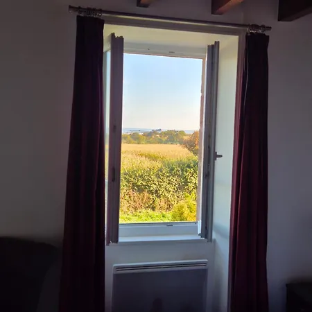 La Roche Du Marais Omonville-la-Petite