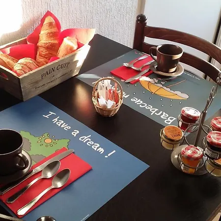 La Roche Du Marais Otel 2*