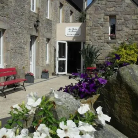 ホテル La Roche Du Marais