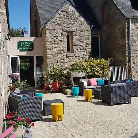 La Roche Du Marais 2*