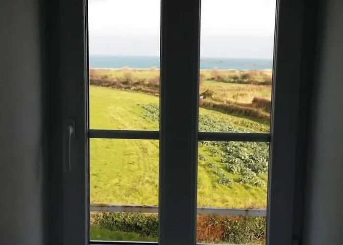 Otel La Roche Du Marais