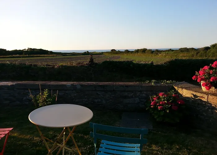 Otel La Roche Du Marais 2*