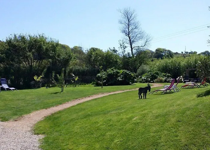 La Roche Du Marais Otel 2*