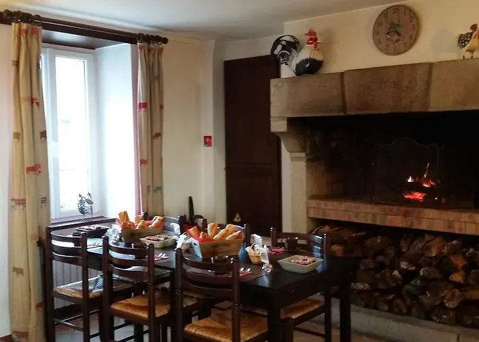 La Roche Du Marais Otel