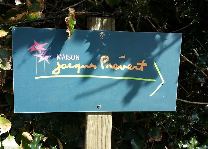 La Roche Du Marais Otel