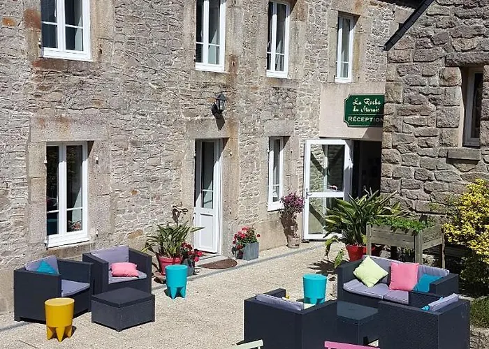 Otel La Roche Du Marais